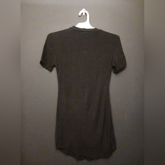 LOVE ARI MEDIUM BLACK WOMENS DRESS + INCLUDES AMBIANCE LARGE TAN TANK TOP - Picture 3 of 6